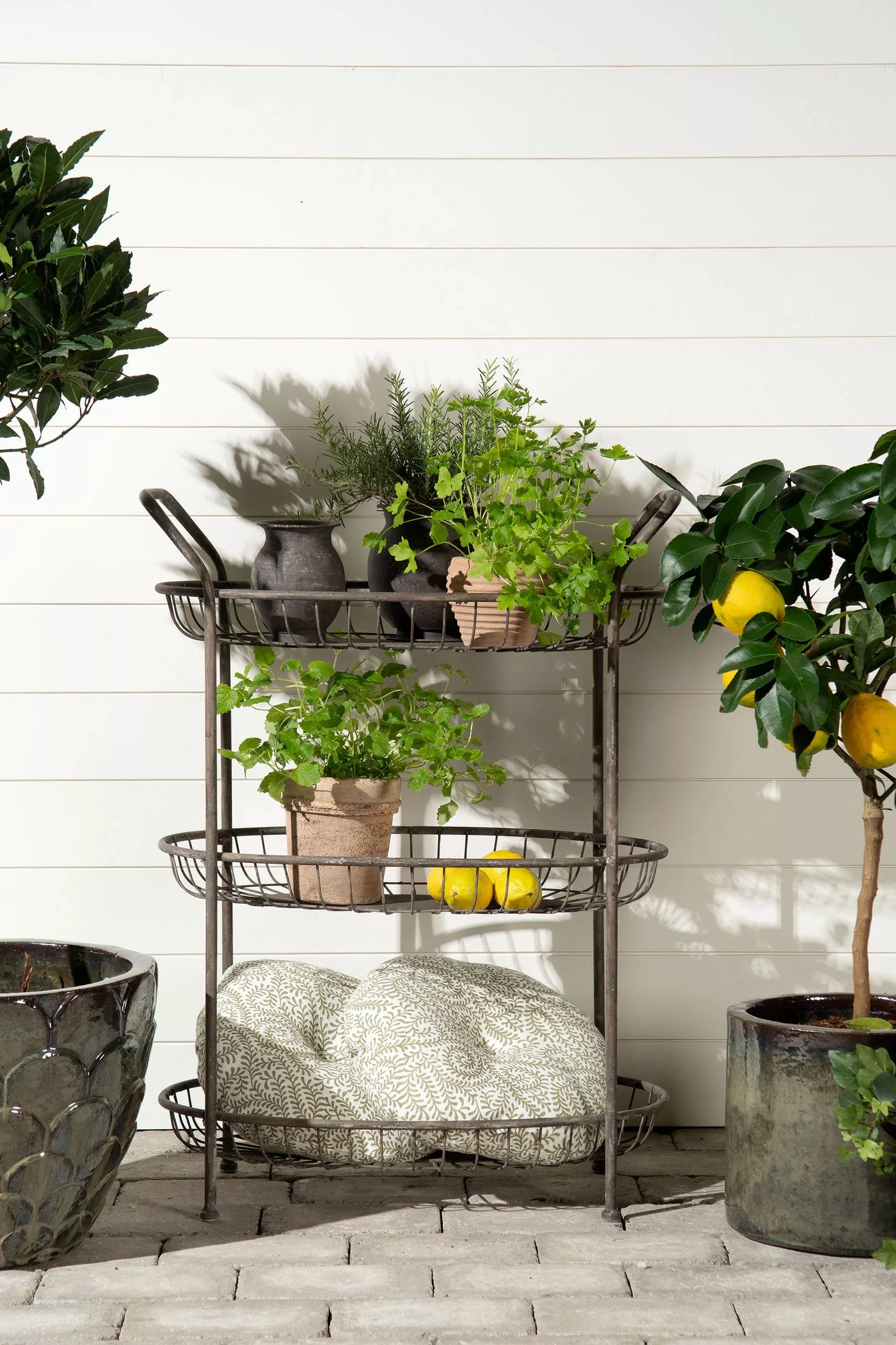 Hylla Minea Metall 63x35x84cm I lager: Vecka 9