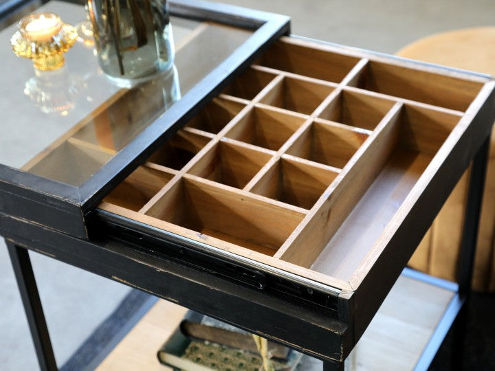 Sidobord med förvaringsutrymme H62 / L51 / B54,5 cm antik svart