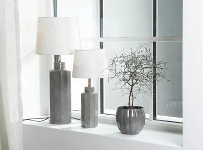 1 A Lot decoration Bordslampa Line Granit 10x33,5cm