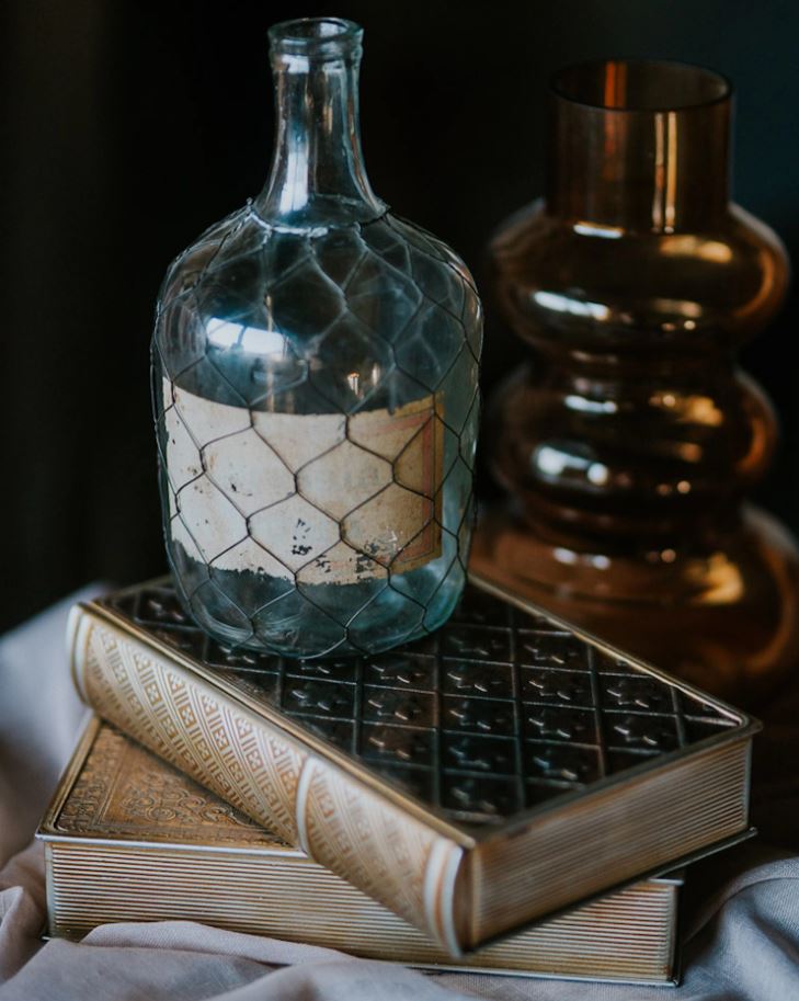 Vas Flaska med nät Klar 25 cm