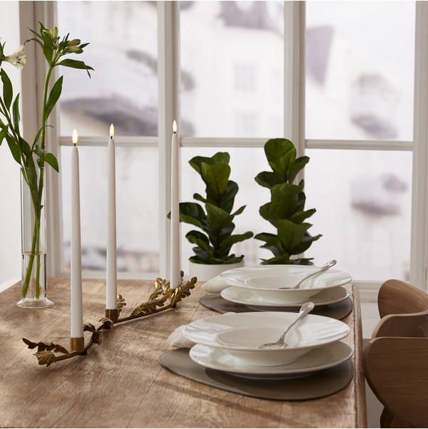 Ljusstake Eklöv 80 cm mässing