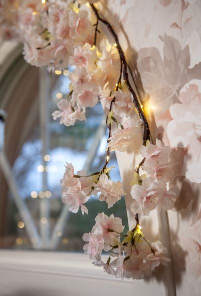 Div. belysning Ljusslinga körsbärsblommor 180 cm