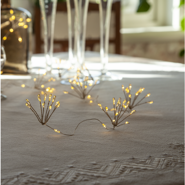 Div. belysning Ljusslinga Flower 140 cm