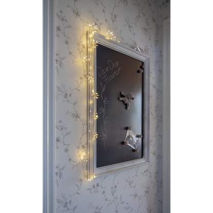 Div. belysning Ljusslinga Flower 140 cm