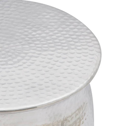 Sidobord DIV. av hamrad aluminium silver