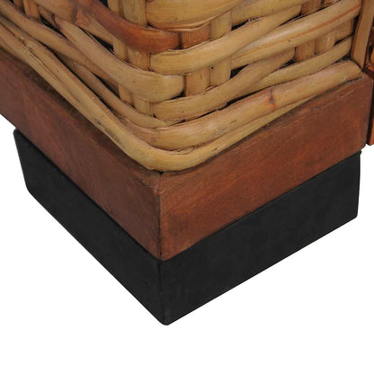 Fåtölj Brun med dynor äkta rotting